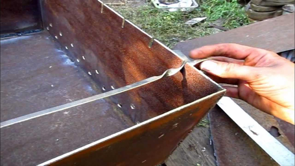 мангал из профильной трубы своими руками